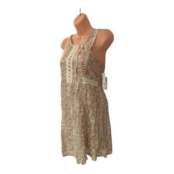 AQUA Rayon Shift Floral Weekend Casual Peasant Nap Dress Crochet Trim Sundress - Picture 6 of 16